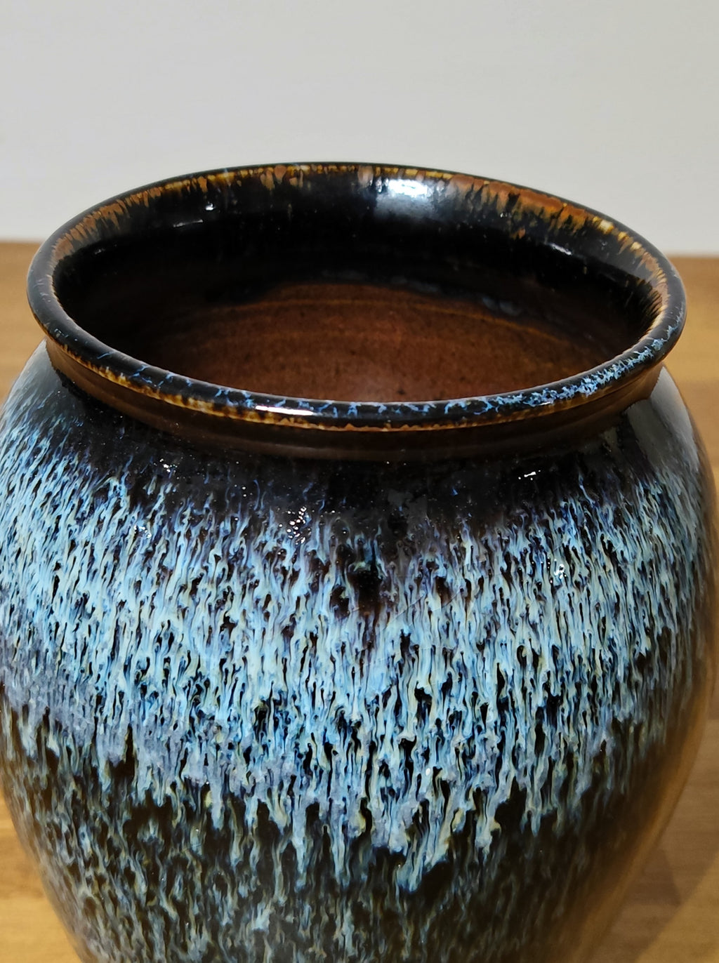 Vase émail bleu de fer
