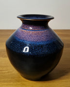 Vase émail bleu de fer