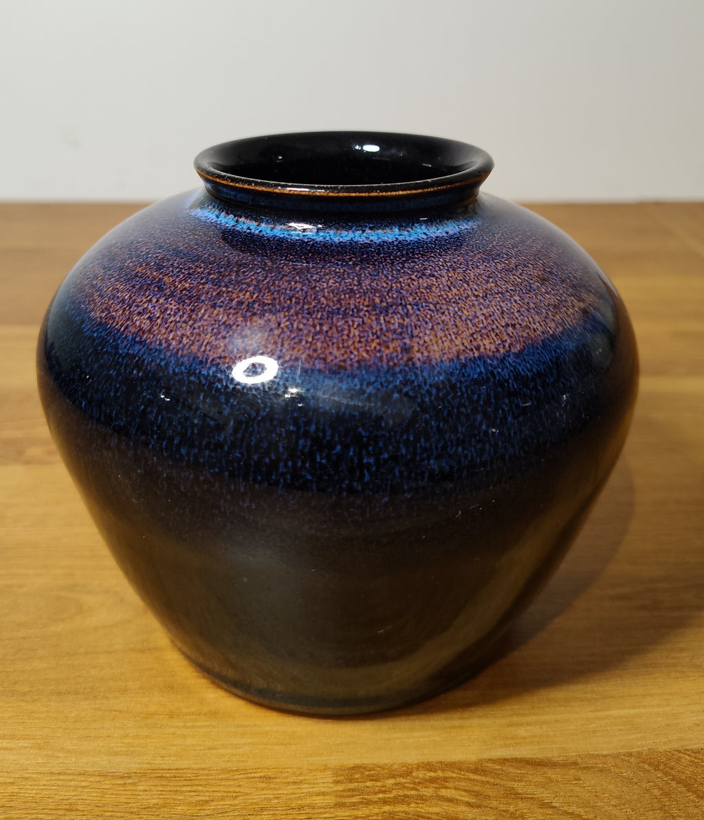 Vase émail bleu de fer