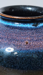 Vase émail bleu de fer