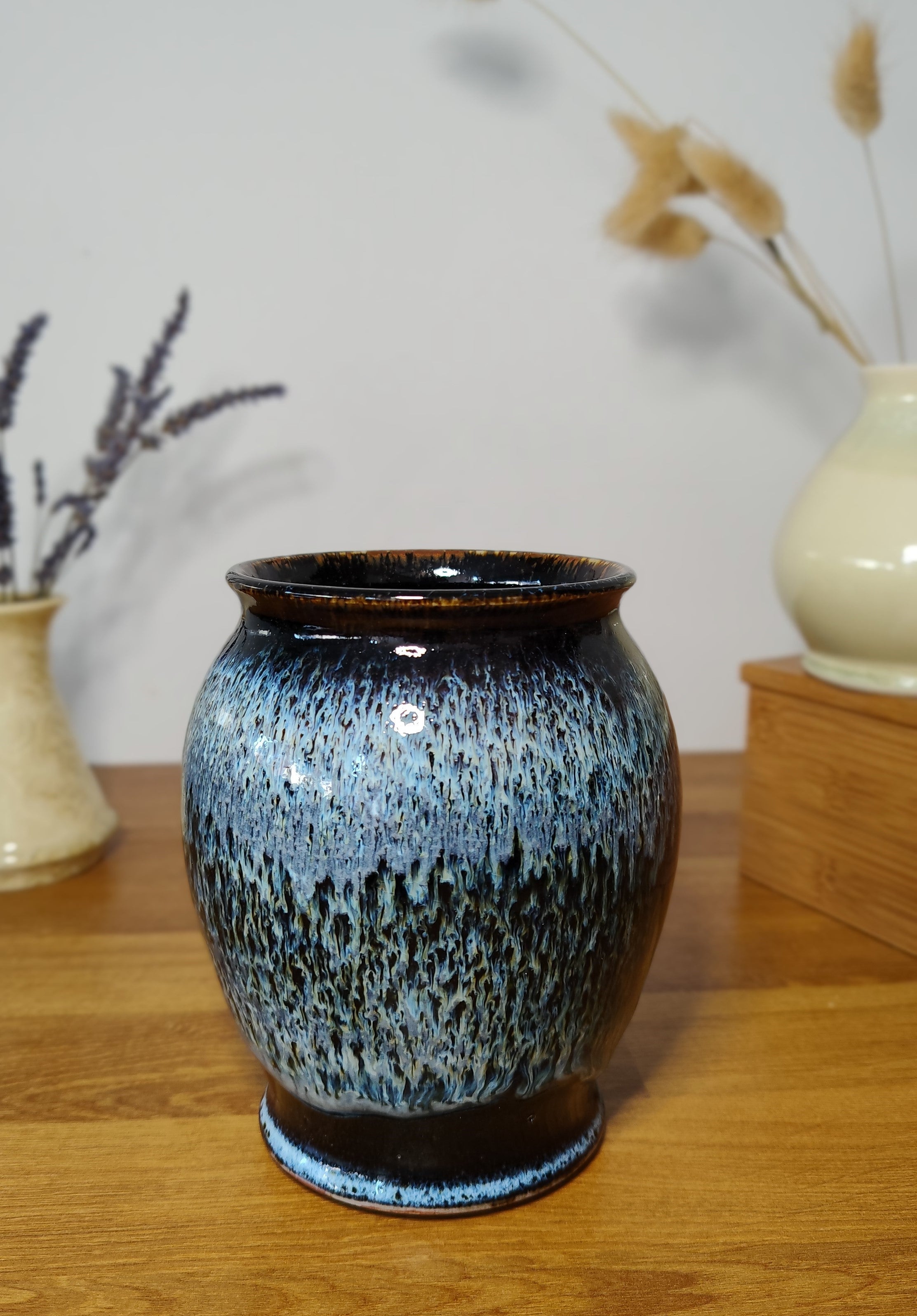 Vase émail bleu de fer